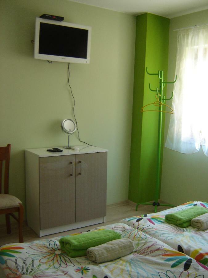 Rose Valley Guest House Kazanlŭk Exterior foto